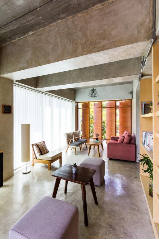Bed and Breakfast Zzziesta Чиангмай Экстерьер фото