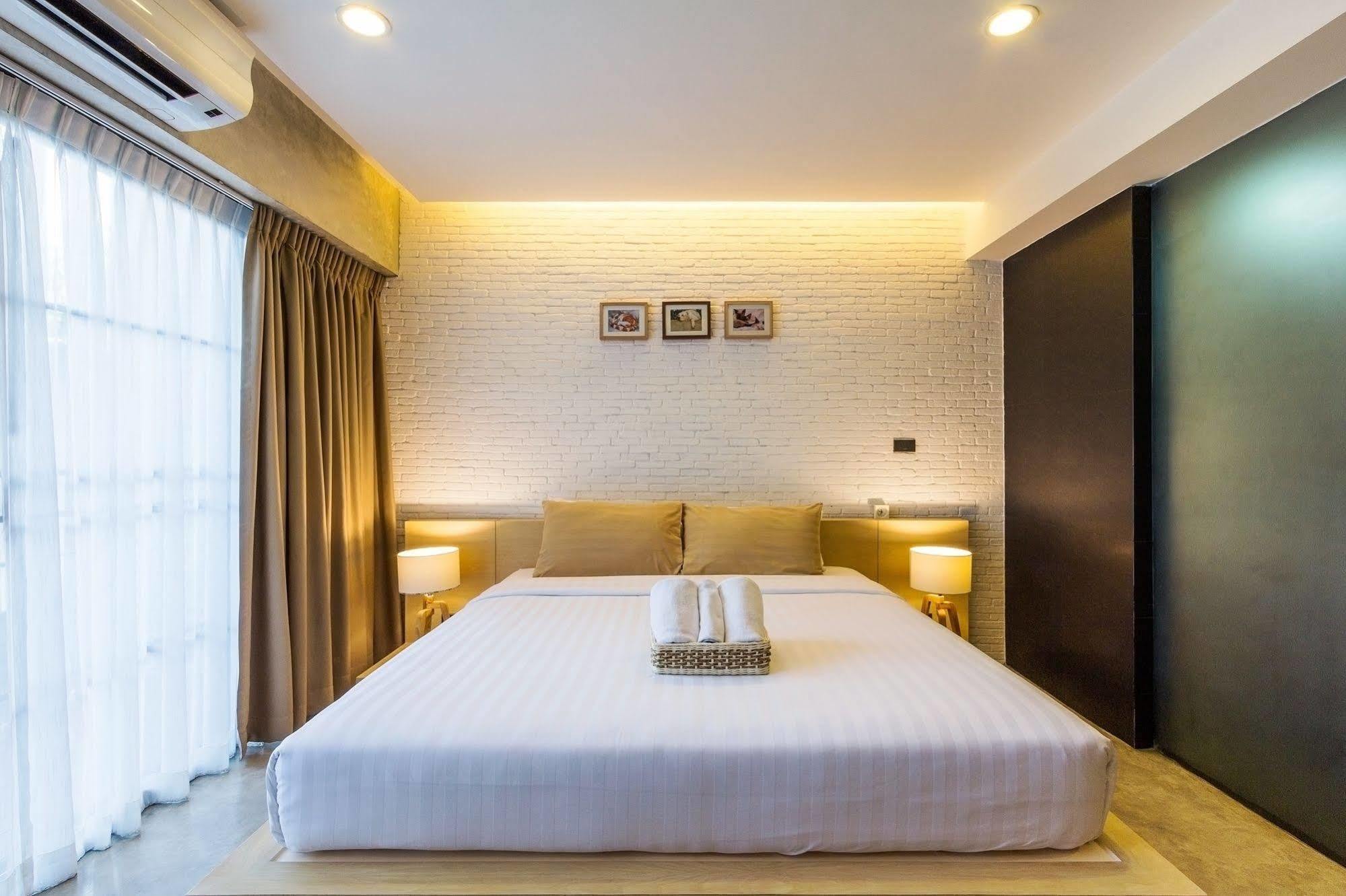 Bed and Breakfast Zzziesta Чиангмай Экстерьер фото